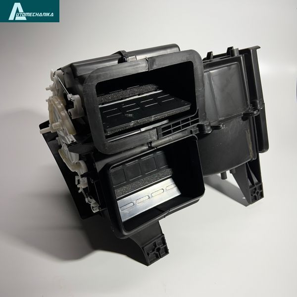 Отопитель кабины в сборе с радиатором Е1 Е2 4HG1 4HG1T Isuzu Богдан 8971747336A фото