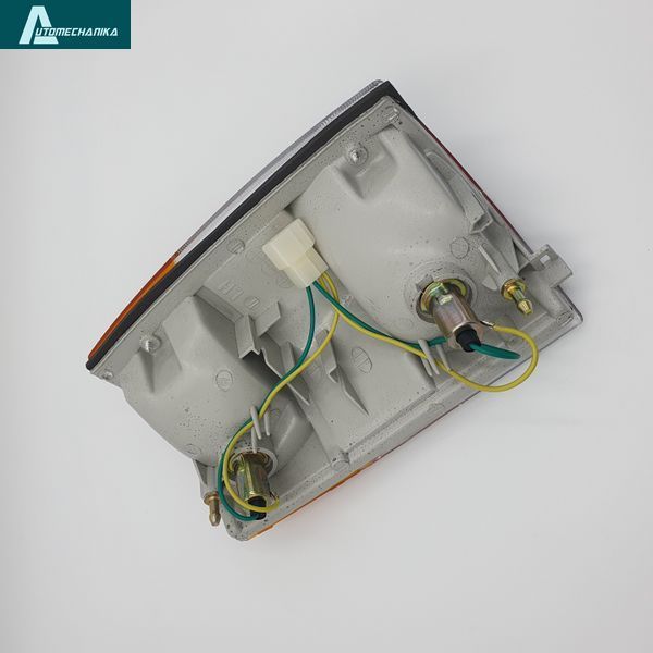 Turn Signal Corner Lamp Light Left ISUZU NPR NQR 8980539760