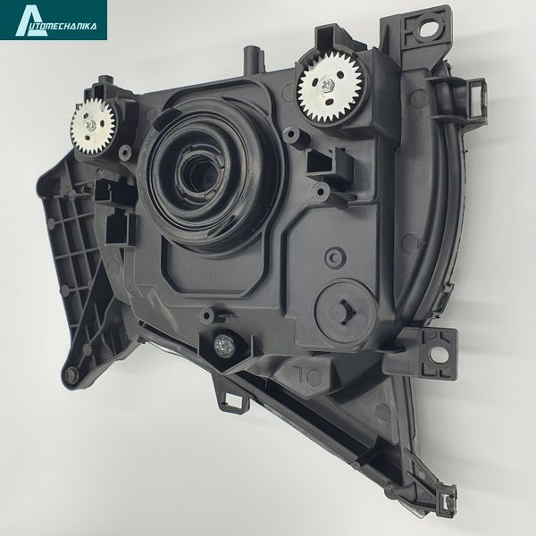 Фара передняя левая Isuzu NQR 71 8980539180A фото