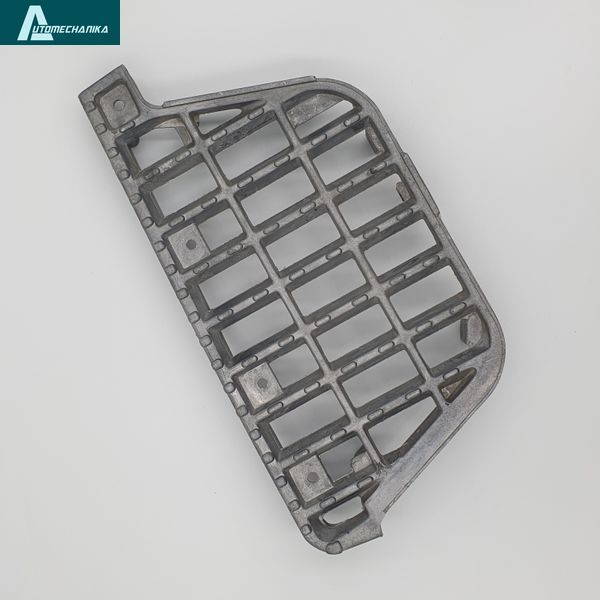Подножка левая (металл) ISUZU NQR 71 8978679691A фото