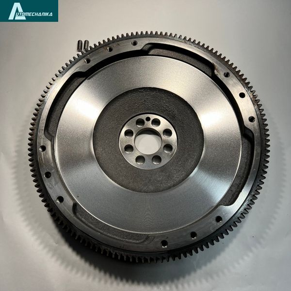 Flywheel For ISUZU NPR NQR 4HK1 5.2L