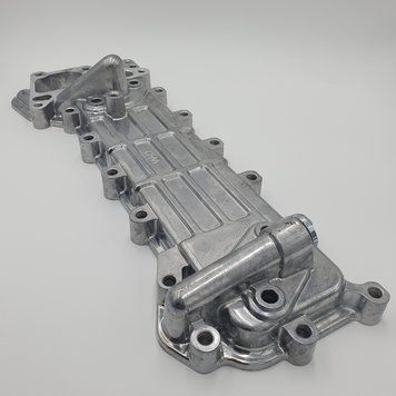 Кришка теплообмінника 4HG1 4HG1-T Isuzu Богдан (з канавкою) 8973852004B фото